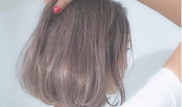 女生短发烫完纹理怎么打理,女生短发洗头发正确方法