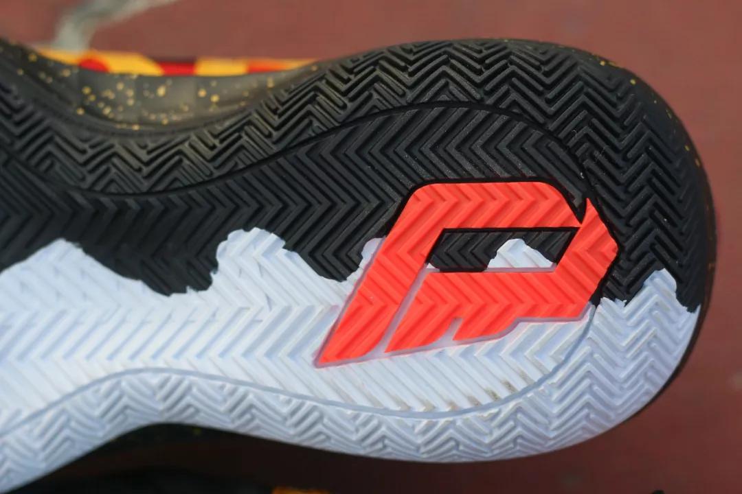 利拉德6实战球鞋测评,利拉德六代测评耐磨吗