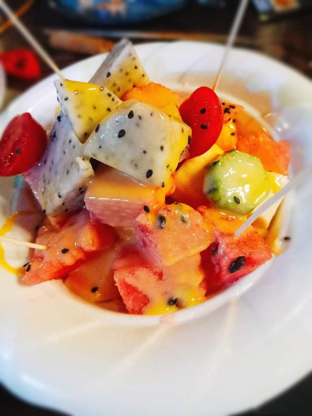 济南奇葩美食,把鸡装在蛋挞里面你吃过吗?