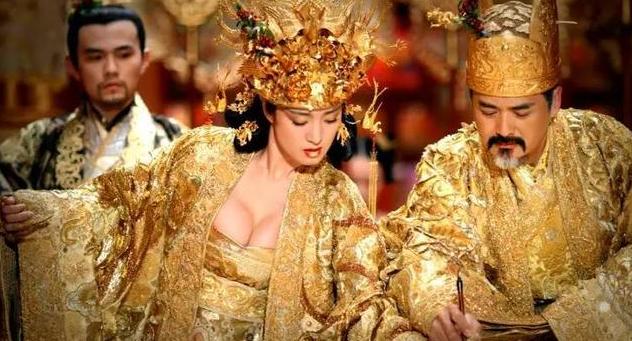 黄轩靠哪个片子出名的,黄轩拍电影拍到情绪崩溃