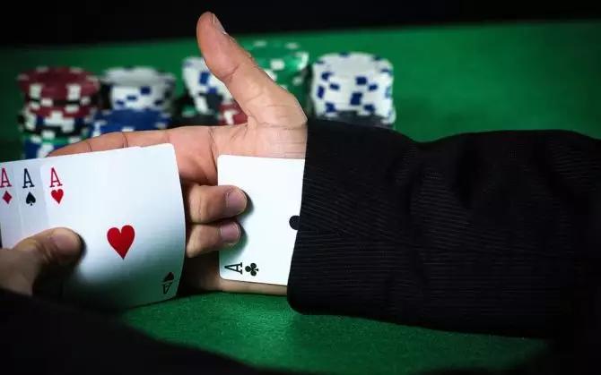 AI掘金千亿*场赌**：游刃于人性与暴利间的冒险