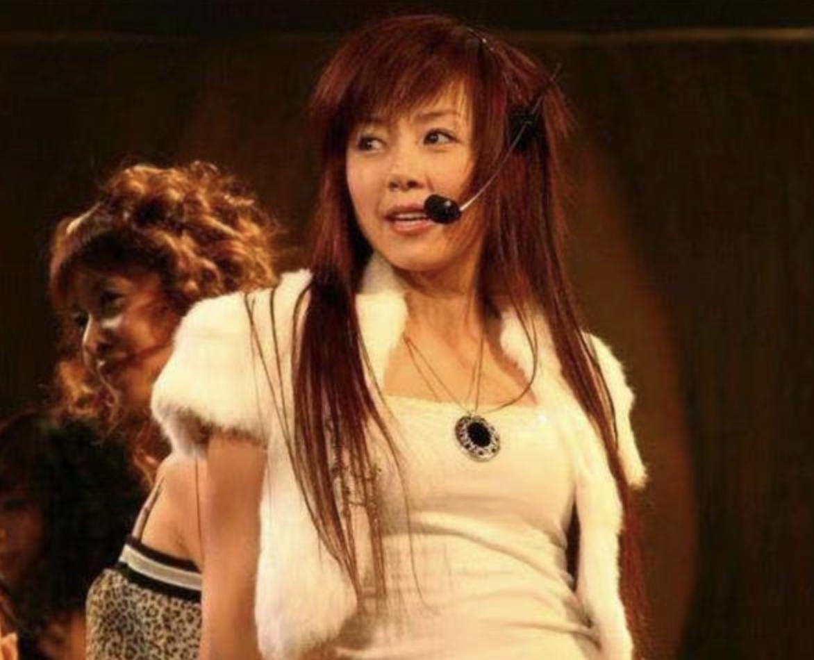 最惨超女冠军视频,06届超女尚雯婕和04届超女安又琪