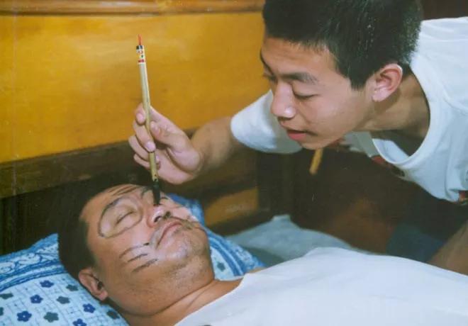 影帝范伟简历,范伟影帝最新视频