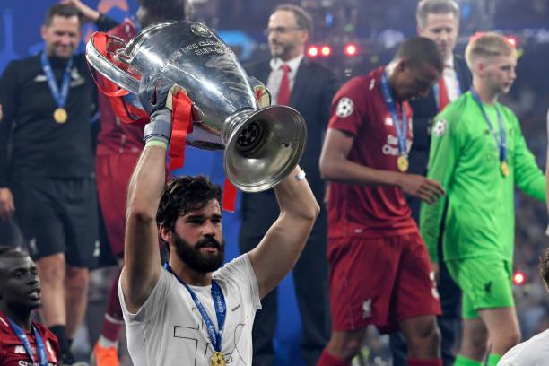 门将阿利松感人瞬间,最佳门将阿利松