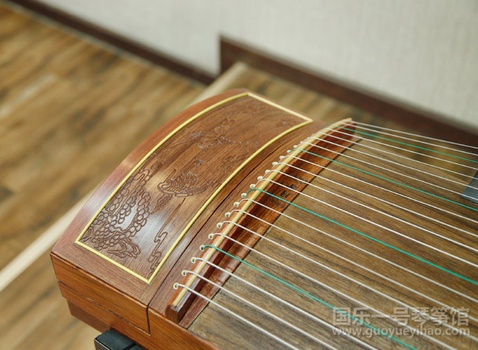 选购古筝考级和演奏区别,初学者应该怎么挑选古筝
