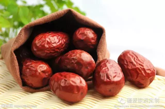 和田大枣与灰枣哪个营养价值高,和田玉枣品种图片大全