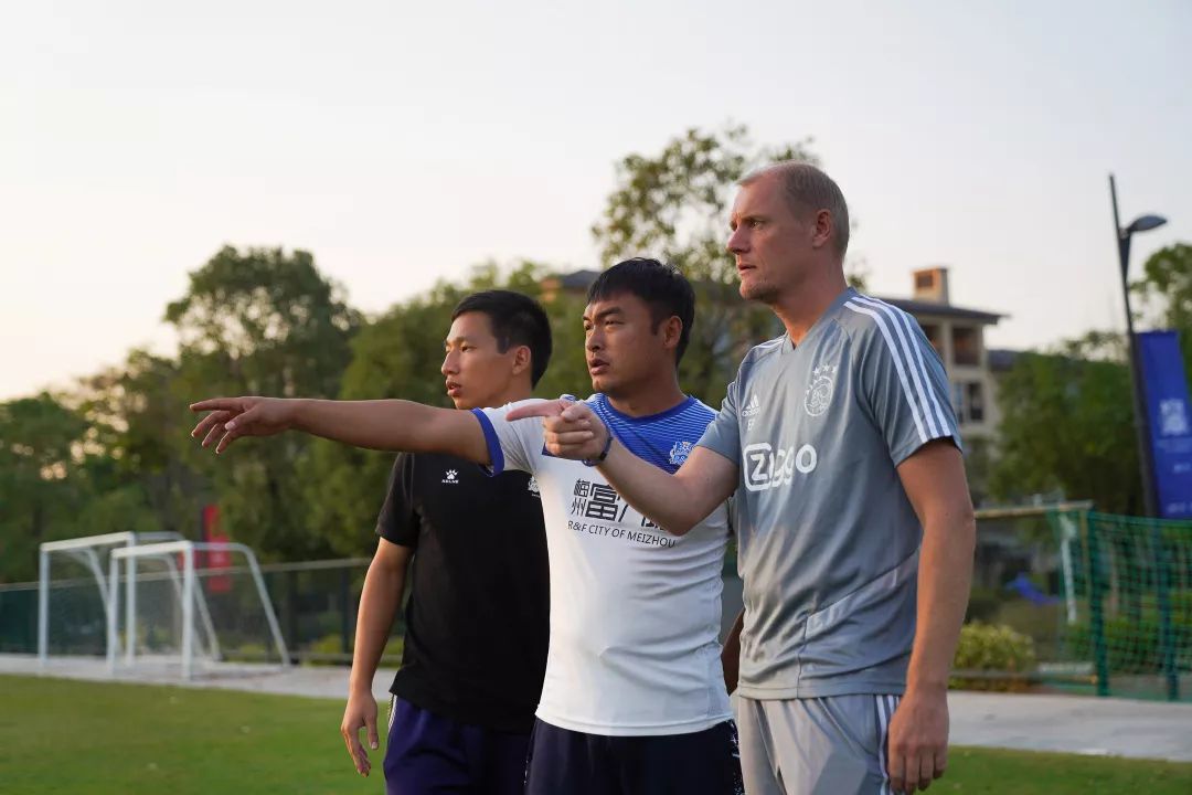 富力足球青训怎么样,富力足球青训比赛