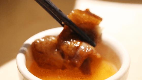 穿越80年代怀旧茶室！专卖TVB里的老港味，最低10元一件