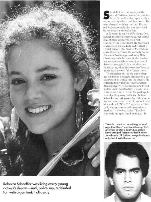 杨幂遭工作室曝光素颜照,杨幂被曝片场休息照