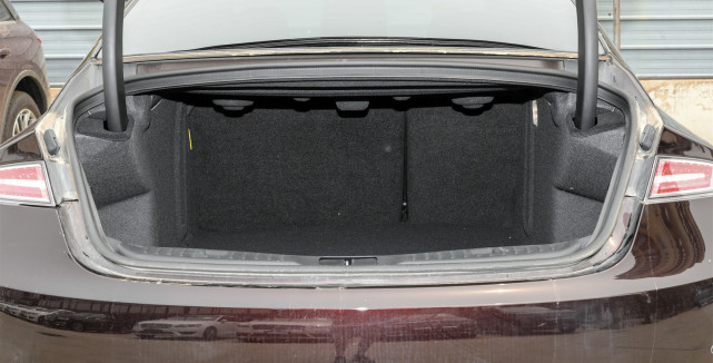 24万提凯迪拉克xt5,24万林肯mkc