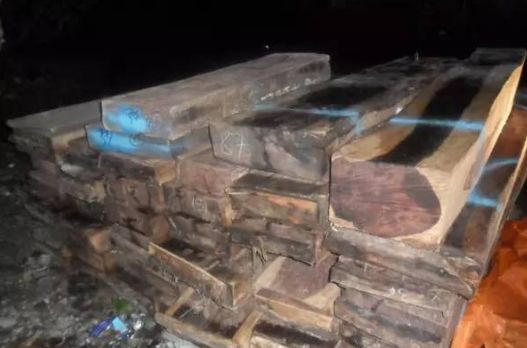 微凹黄檀和交趾黄檀的区别,交趾黄檀与微凹黄檀的区别