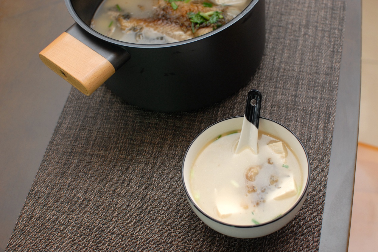 精铁打造无涂层,精铸铁锅无涂层