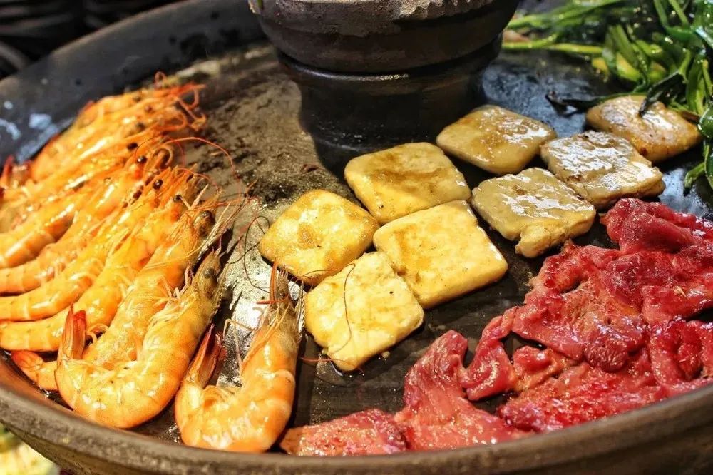 避暑胜地都躲不过45度的高温,各地避暑美食有哪些