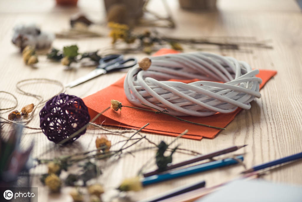 给大家推荐几个好玩的网站,给大家推荐一首好听的英文歌