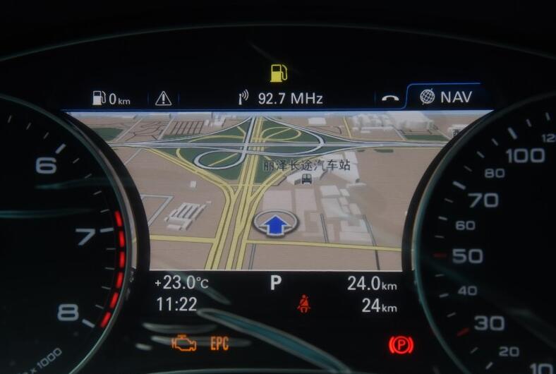 新款a6l顶配二手车,28万的奥迪a6l2023款