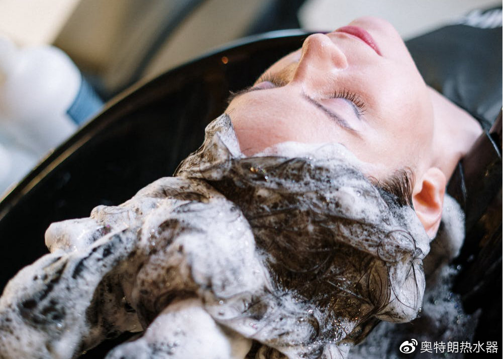 奥特朗储水式热水器,奥特朗p5h-za12z380v即热式热水器