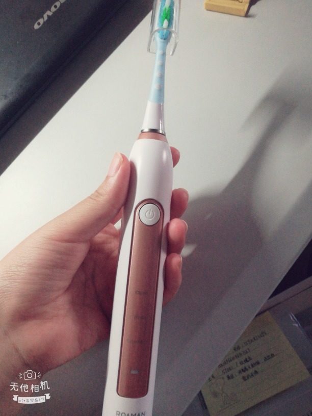 usmile电动牙刷和飞利浦电动牙刷,mcomb电动牙刷和usmile电动牙刷
