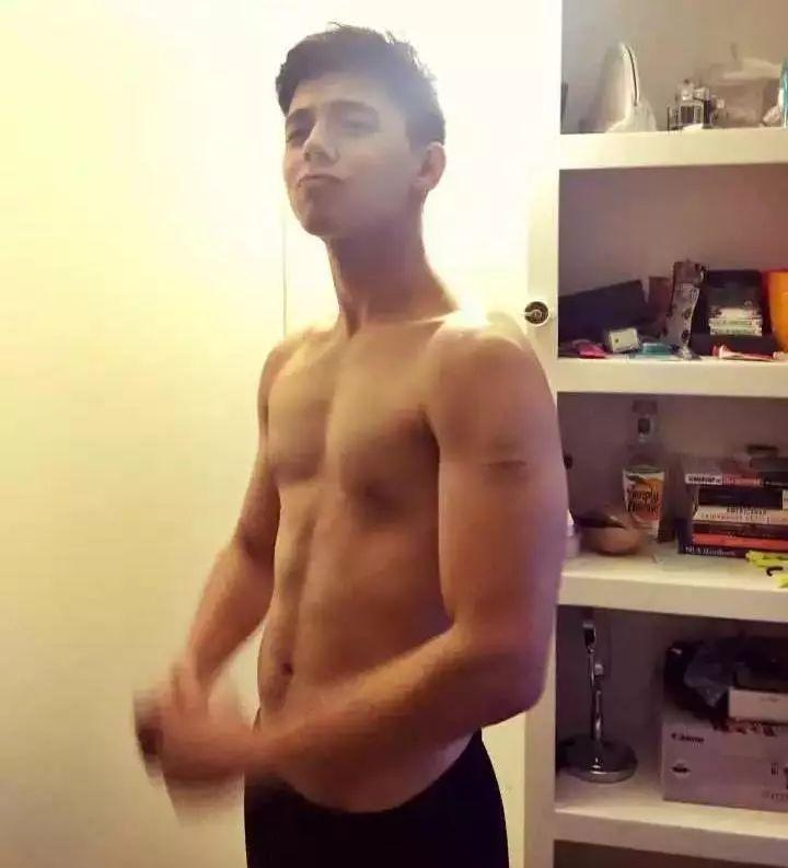 身材配不上脸,脸配不上身材是什么体验