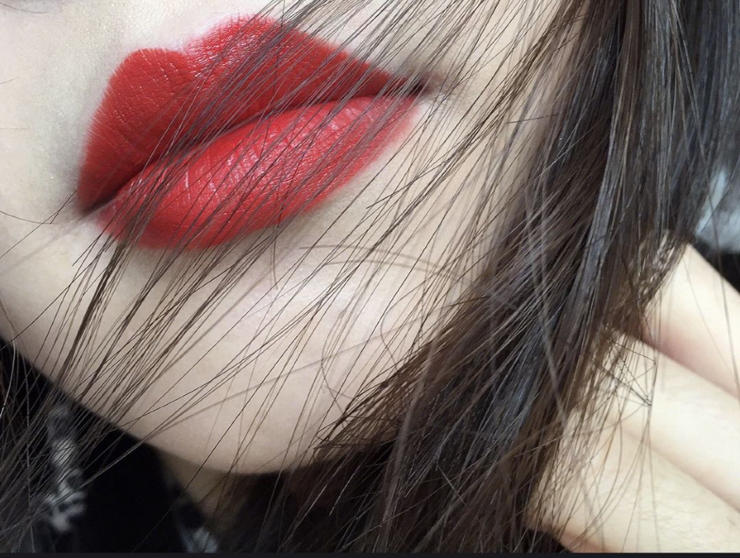 李佳琦力荐的爆款，时尚圈都在用的好东西，你有几只？