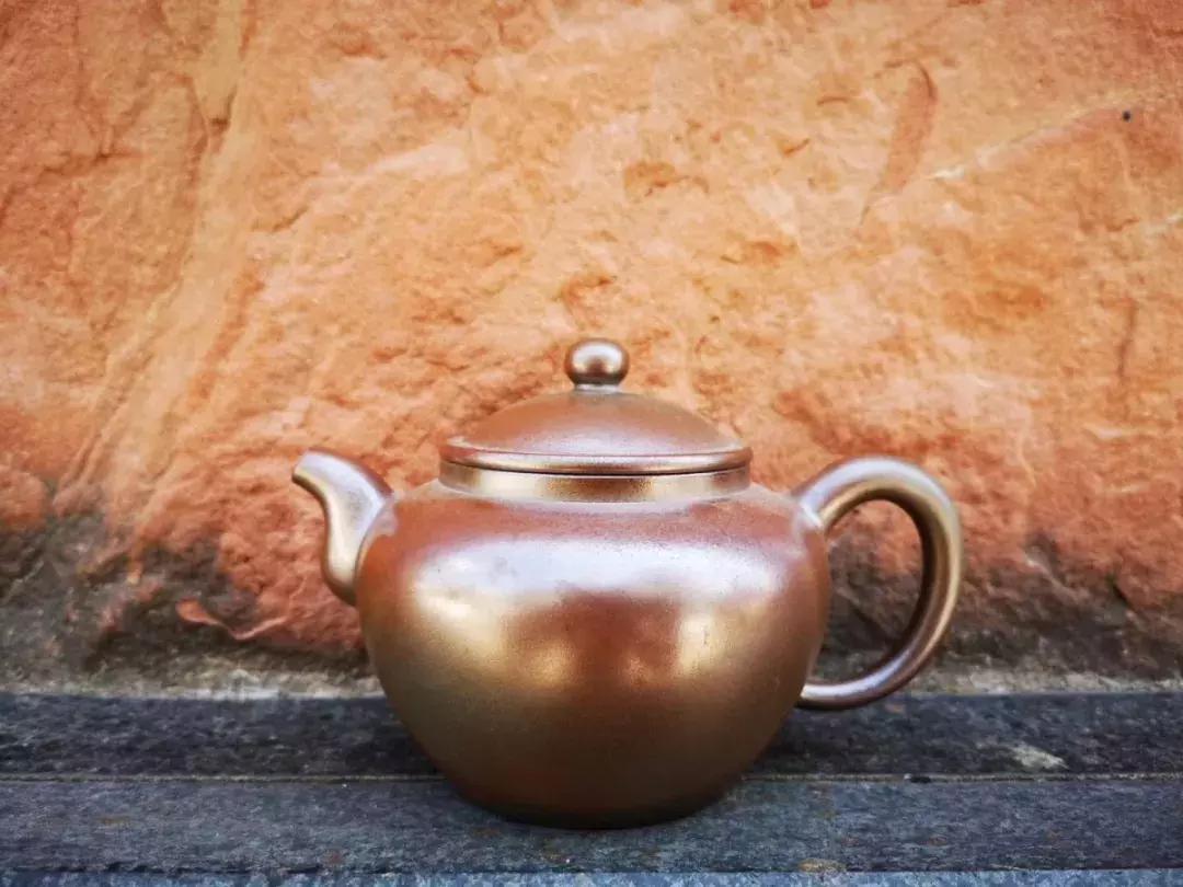 怎样挑选一把好的紫陶壶,怎样选购建水紫陶