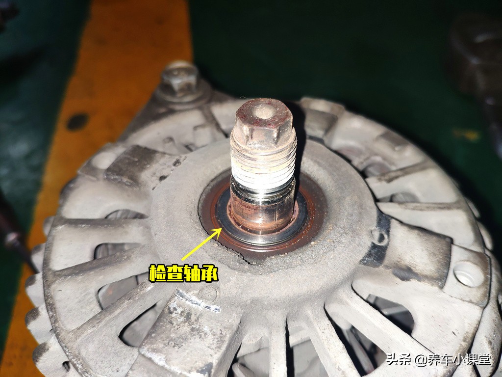 汽车发电机单向轮坏了怎么办,三轮车发电机坏了怎么维修