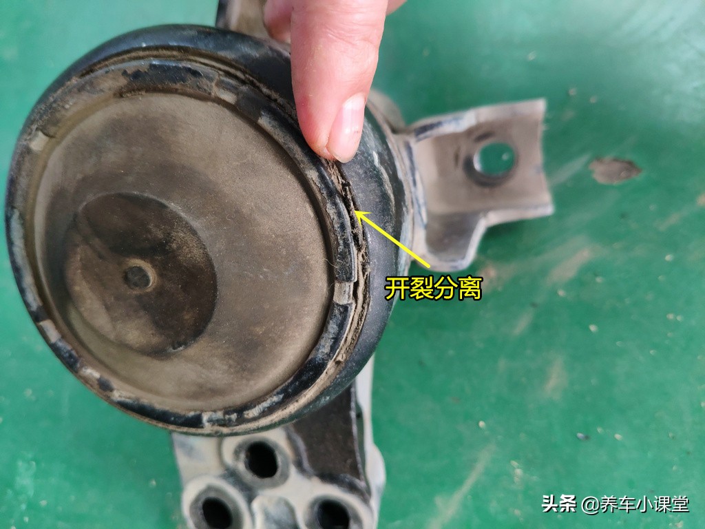 汽车弹簧减震垫坏了症状,车身颠簸不稳