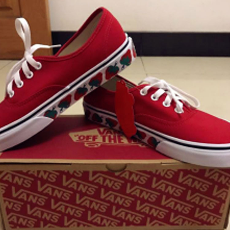 vans小草莓鞋,不买就后悔的新品
