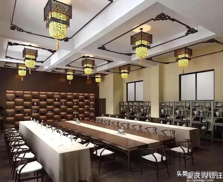 凭什么？开学第一天，重庆这所学校就火上了人民日报