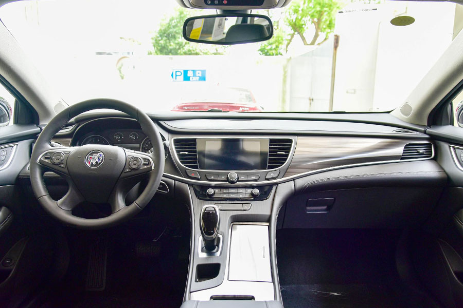 新款1.5t的君越值得买吗,最新款的君越降价6万是真的吗