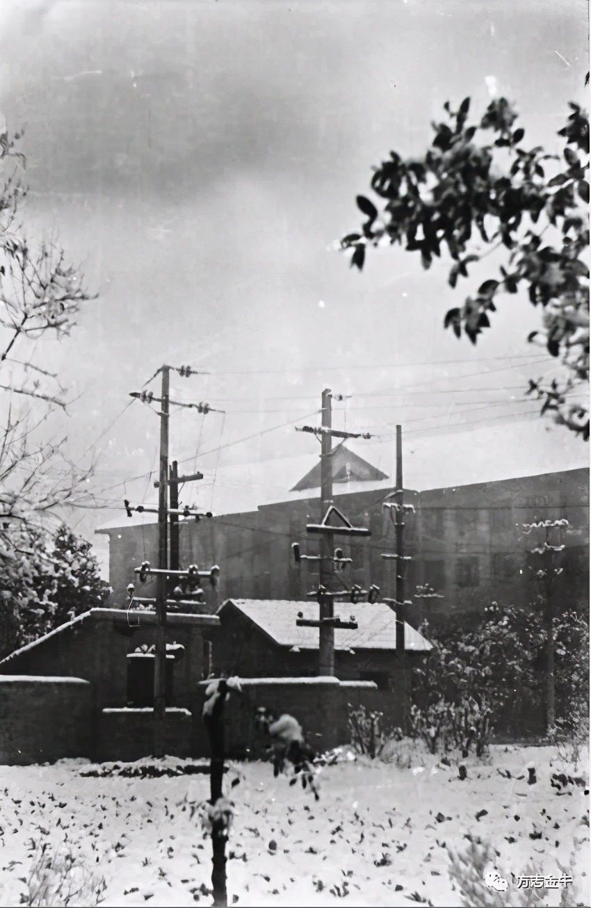 成都学校老照片,成都军区军医学校老照片