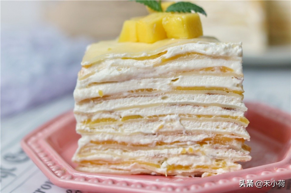 婆婆买一箱芒果吃不完,做成蛋糕香甜细腻,女儿一口气吃了3份
