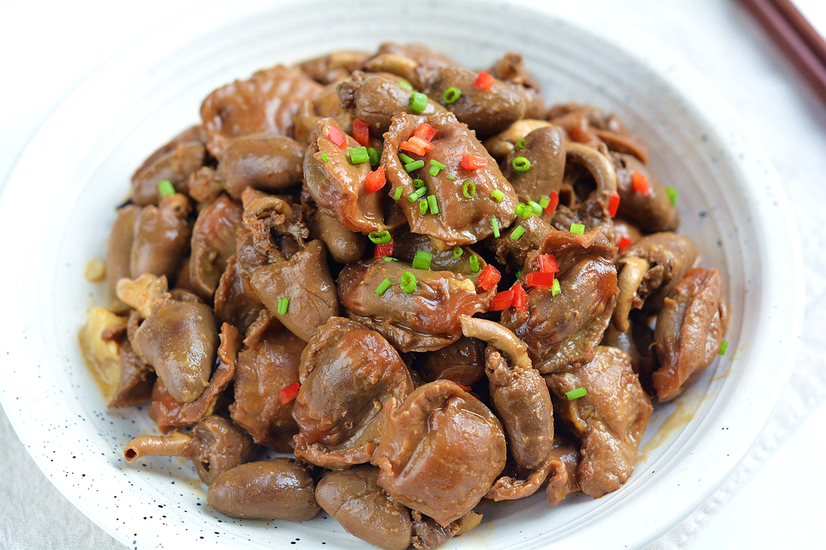 鸡杂用什么大料去腥增香,四川火爆鸡杂怎么处理才能去腥