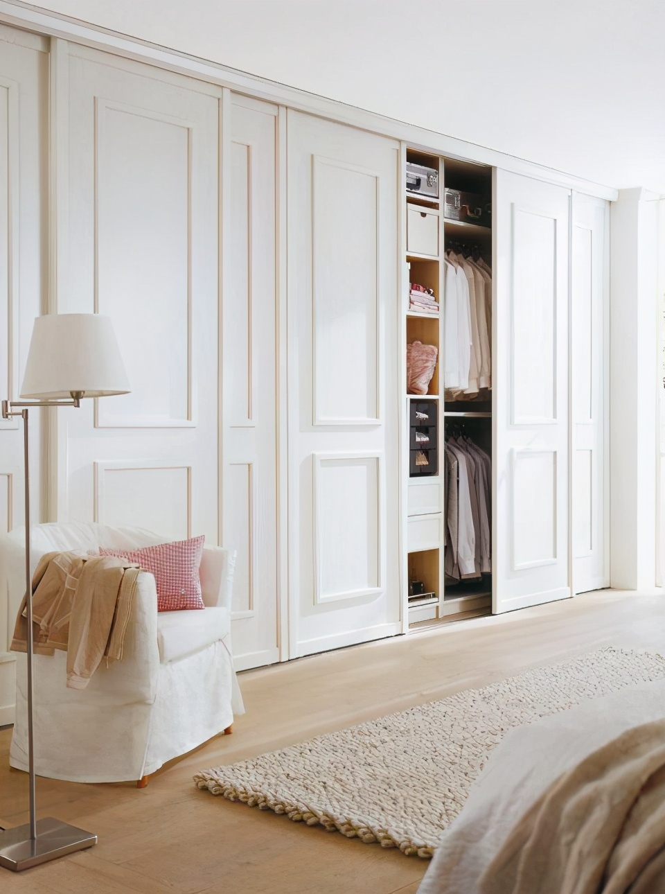 定制衣柜用什么板材比较环保,衣柜定制用哪种板材最好最环保