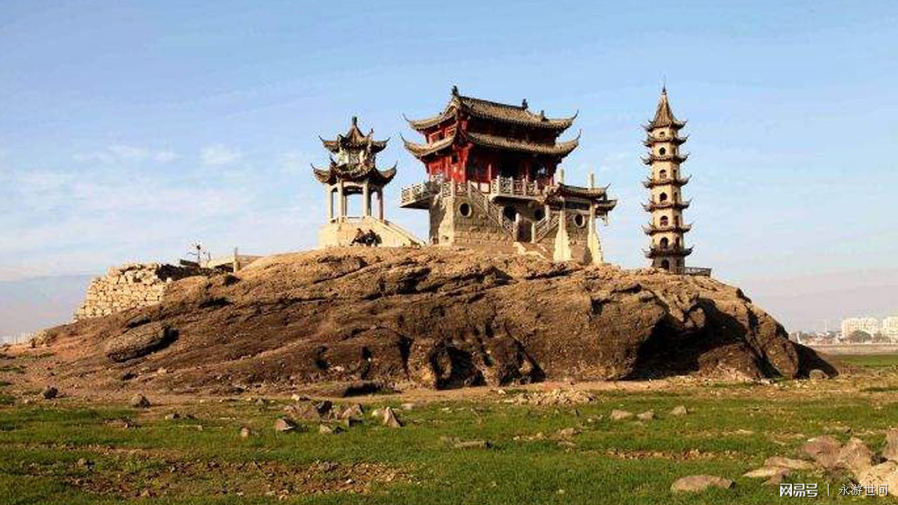 10个惊人的水下建筑,水下神秘建筑