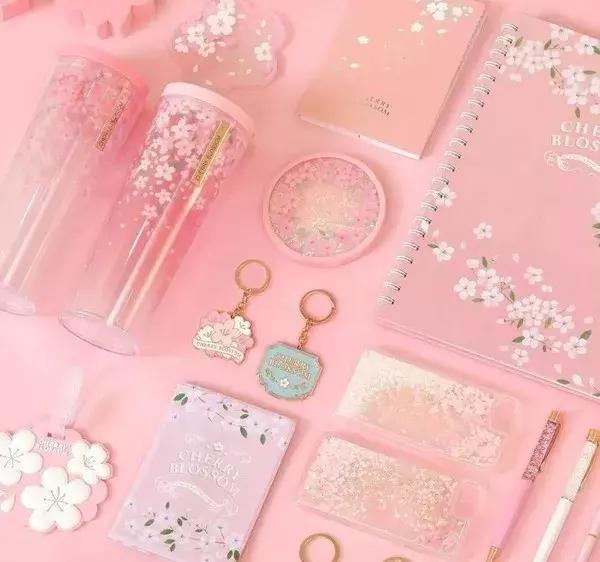 樱花春季居家搭配,樱花里的最美穿搭