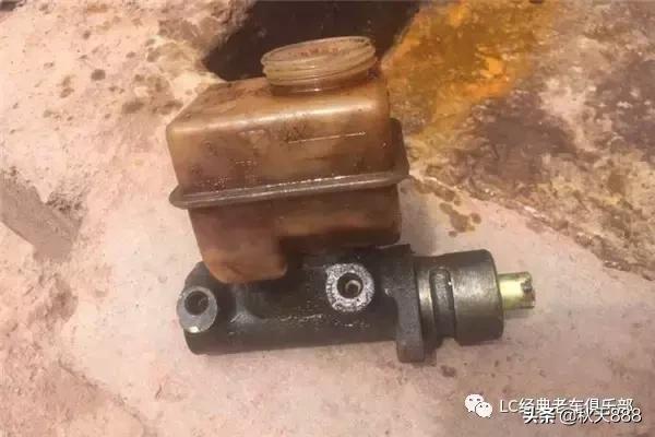 老捷达越野征服草原,老款捷达跑川西