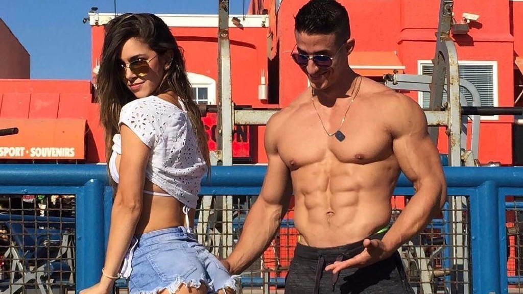 不能出门锻炼身体,健身时如何避免掉肌肉