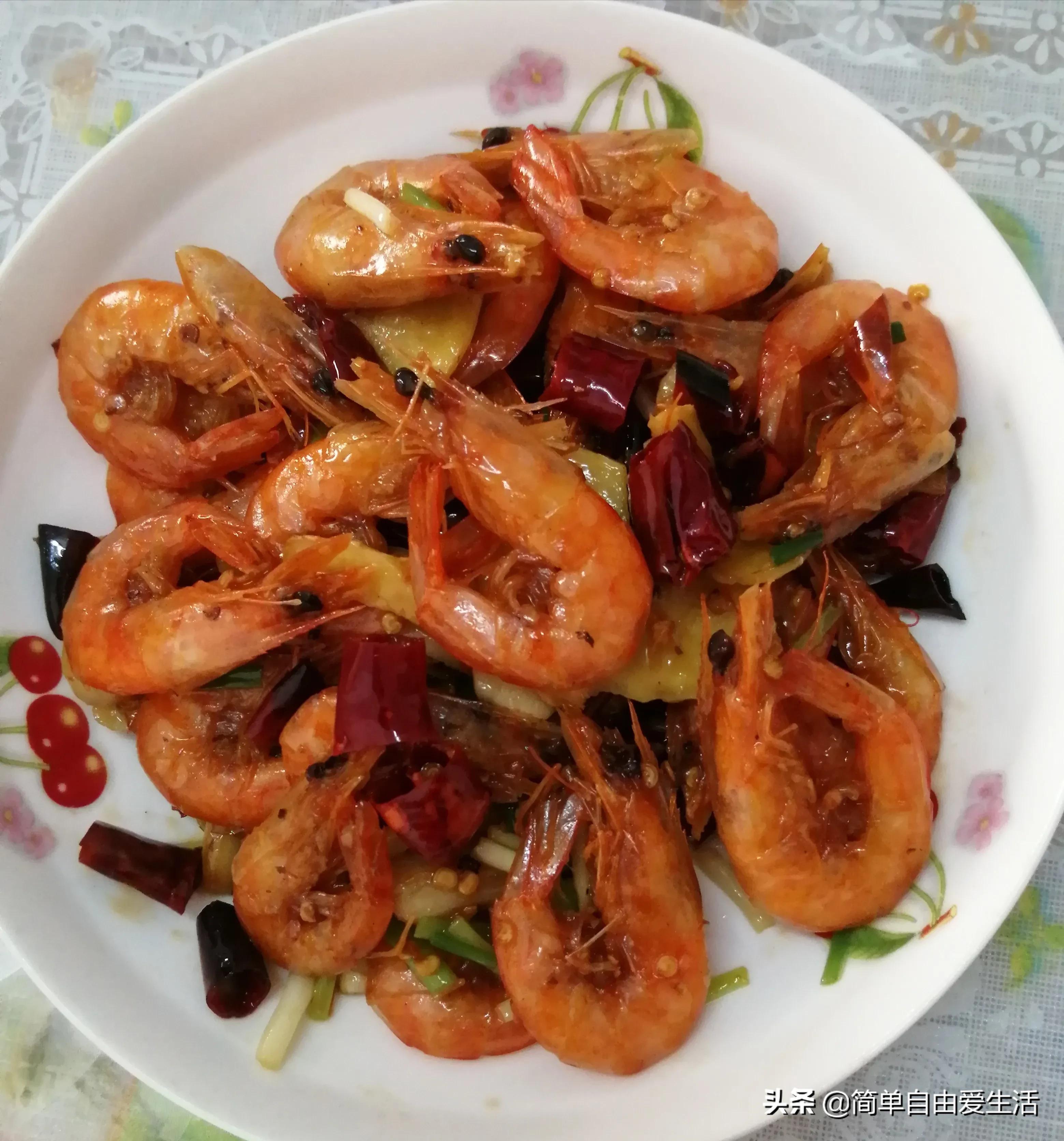 椒盐酥脆香辣基围虾的做法,基围虾怎么做才香辣酥脆好吃