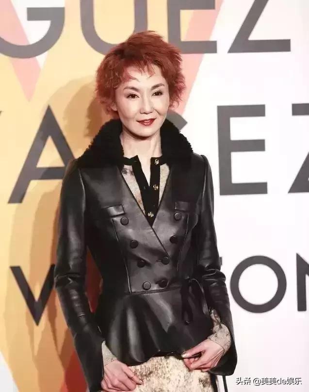 54岁张曼玉个人生活,张曼玉身价8亿是真的吗