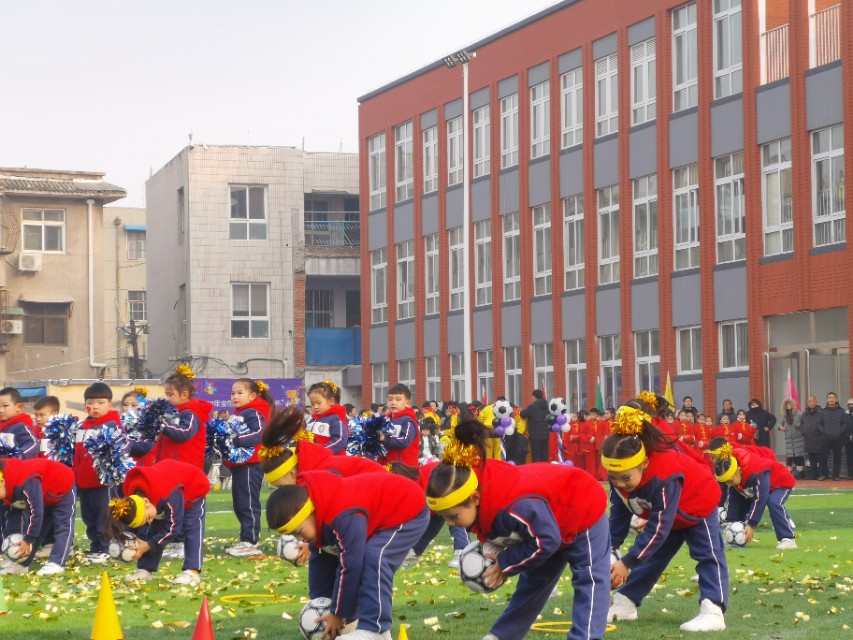 校园足球杯圆满落幕,华奥杯校园足球联赛