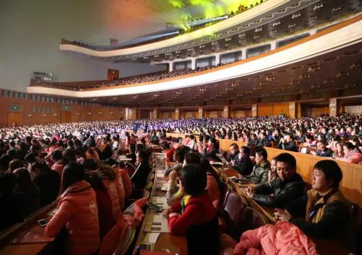 微商梵蜜琳靠姐姐们乘风破浪了吗,梵蜜琳谈微商底色