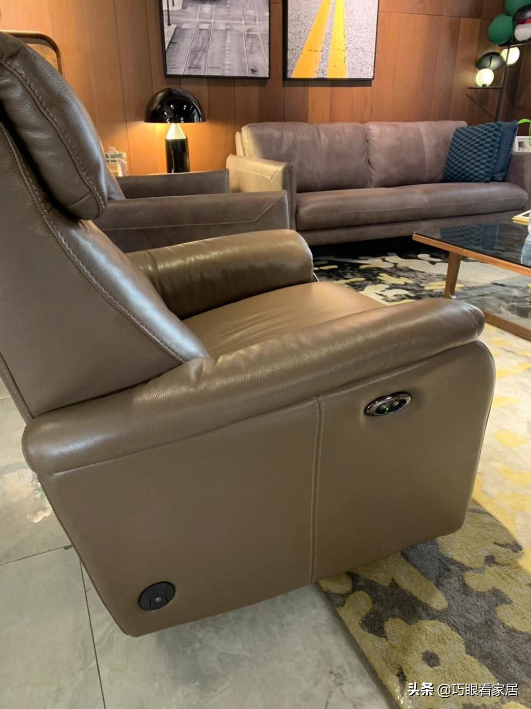 【巧眼看家居】亲历测评沙发挑选那些事让满满的干货扑面而来吧