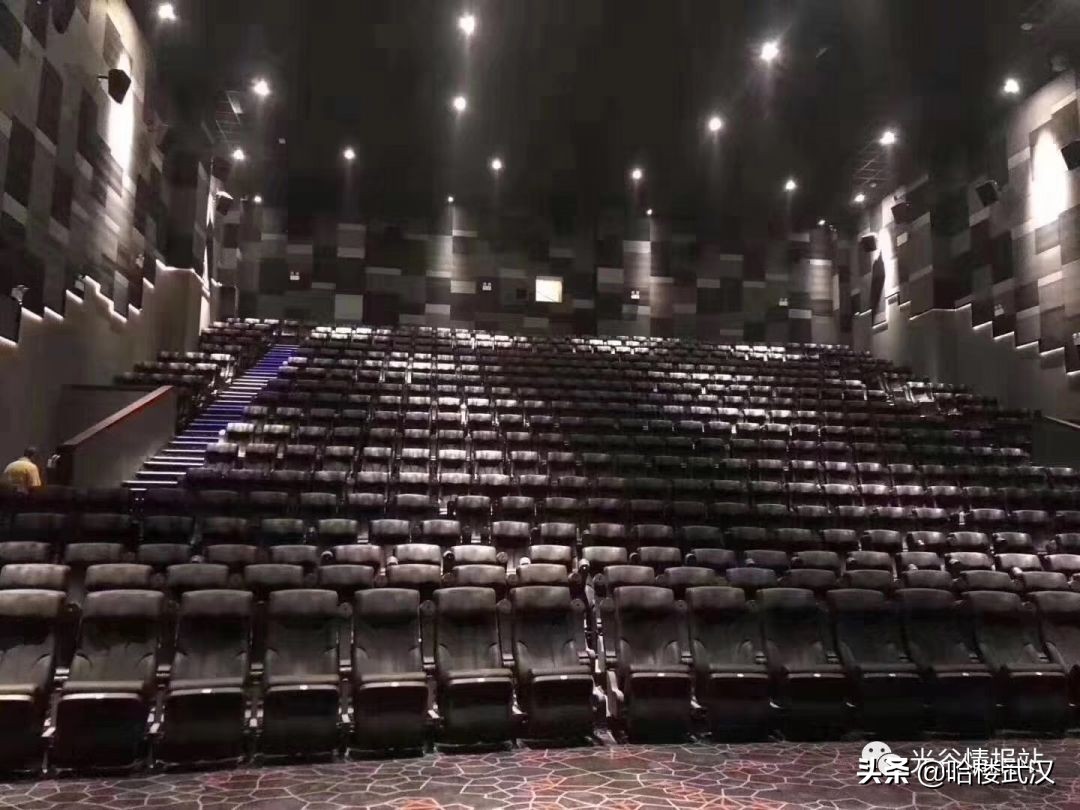 光谷新开的一家电影院,光谷全球最大全景空中电影院