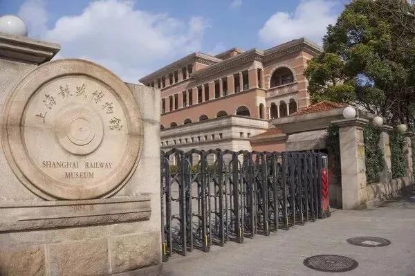 上海地铁沿线景点一日游,上海地铁11号线上海赛车场站