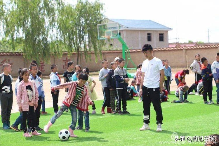 宁波诺丁汉大学闫孟小学,闫孟小学足球场