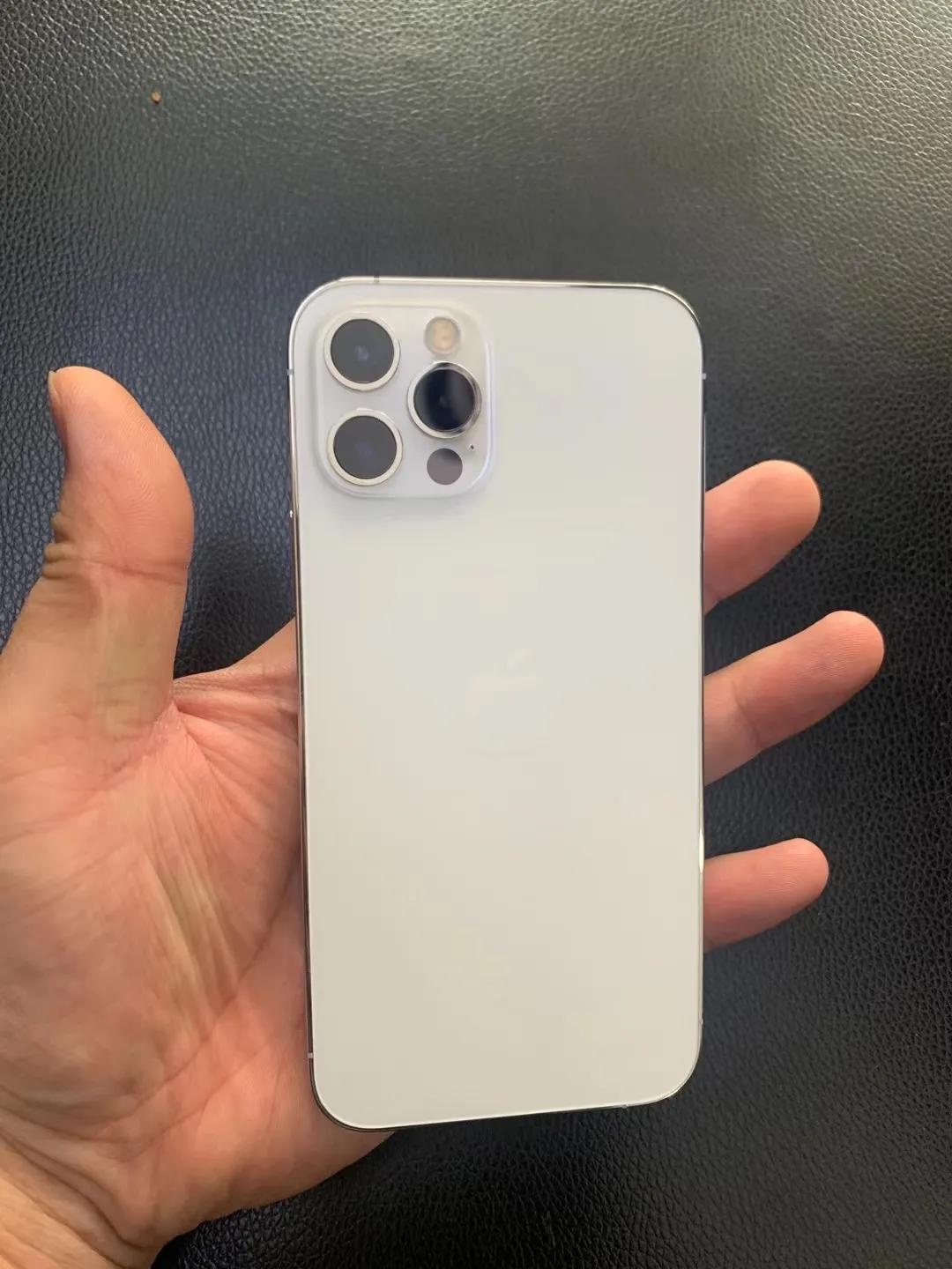 自己给手机贴膜的技巧,手机贴膜摆地摊技巧