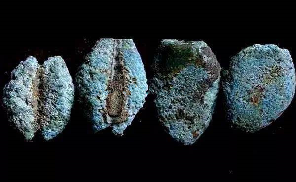 唐代正宗玻璃器,唐代玻璃釉瓷器价格贵吗