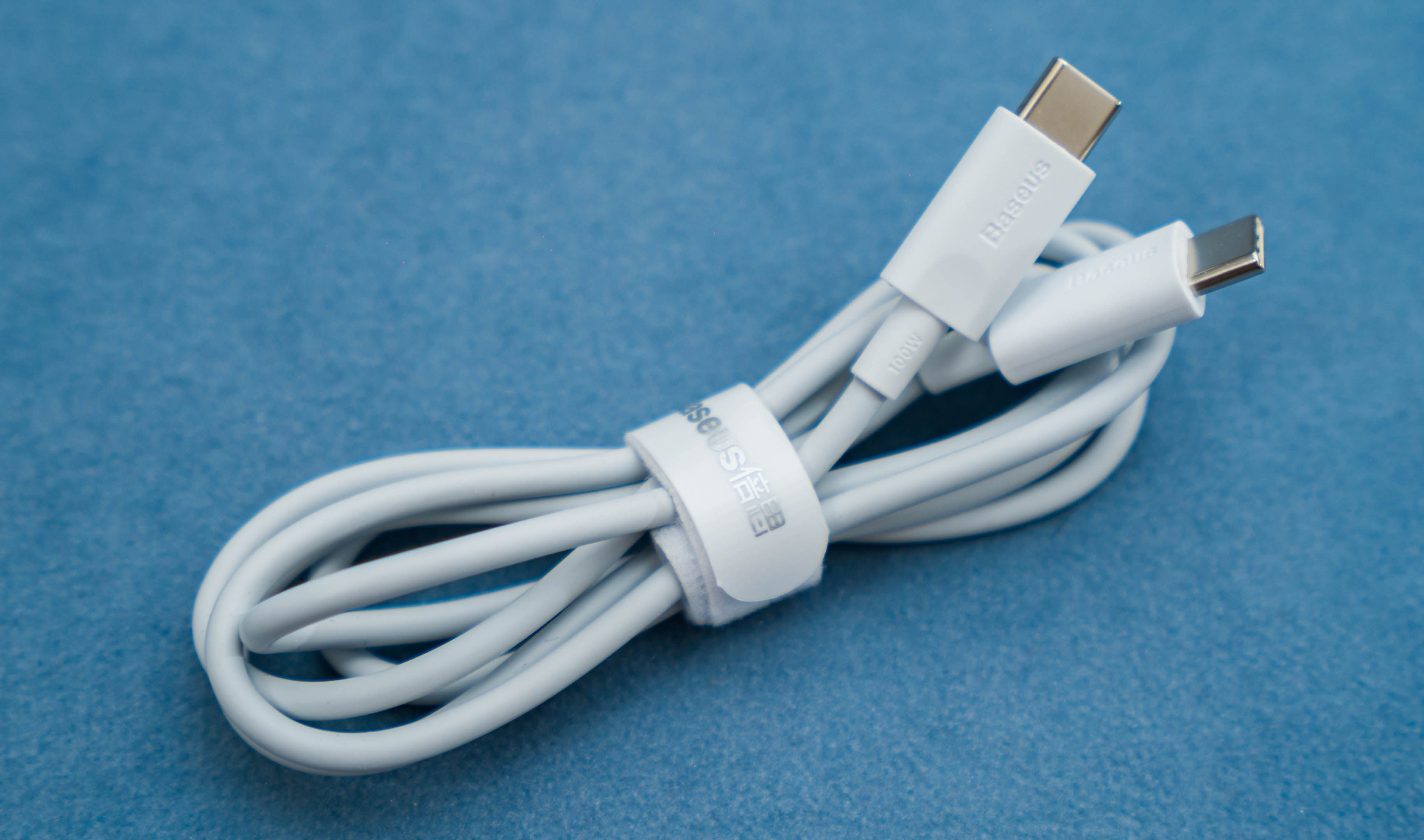 macbookpro16英寸使用教程,倍思氮化镓100w充苹果电脑