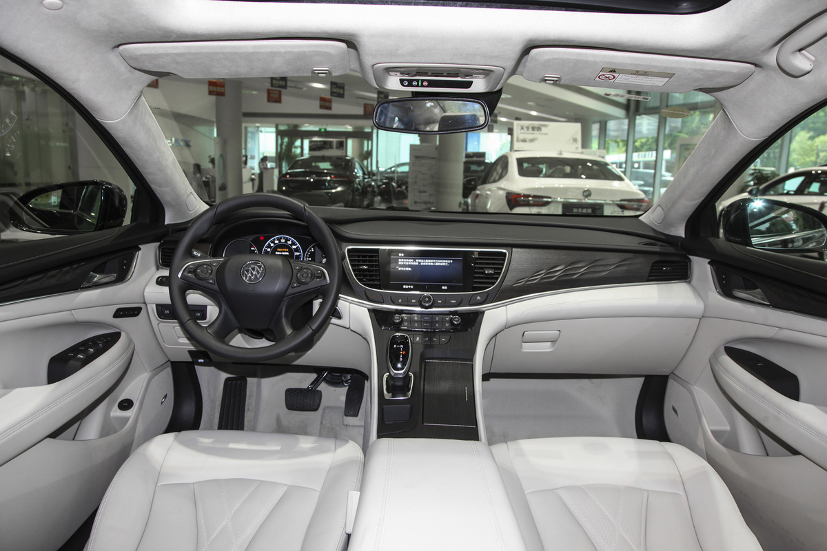 2011年别克君越2.4二手值得买吗,18款2.0t别克君越二手值得买吗