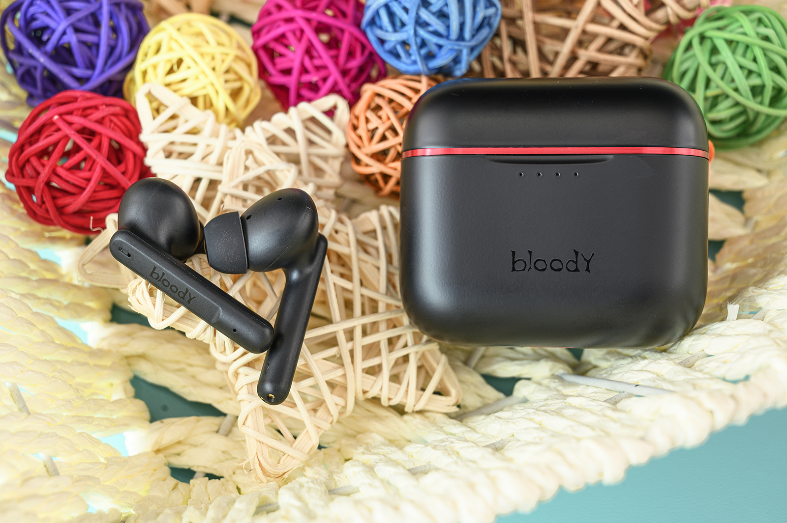 下雨天和音乐是绝配,下雨天和音乐更配哦